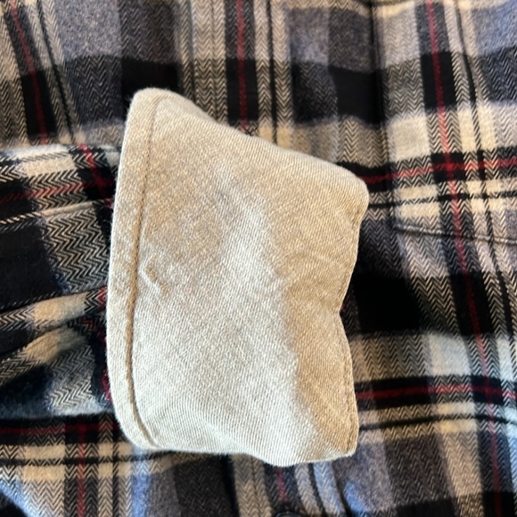 Johnston & Murphy Men’s Light Weight Flannel Button Down Shirt. - Picture 6 of 6